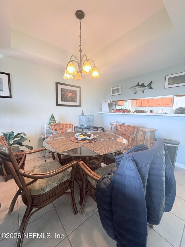 Building Photo - 131 Rio Del Mar St