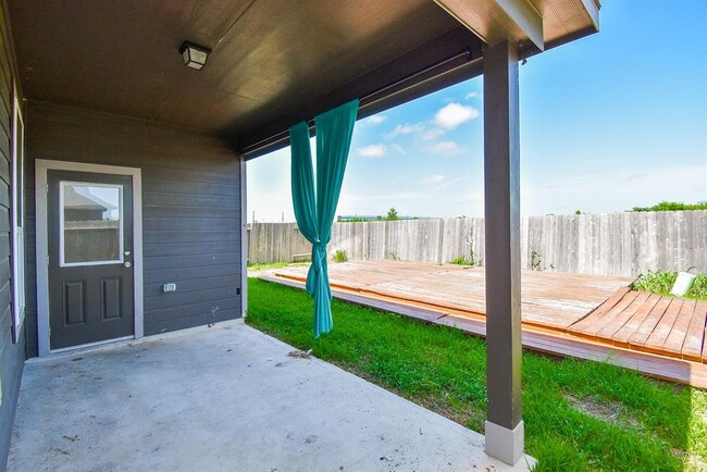 Building Photo - 2330 Honey Heights Ln