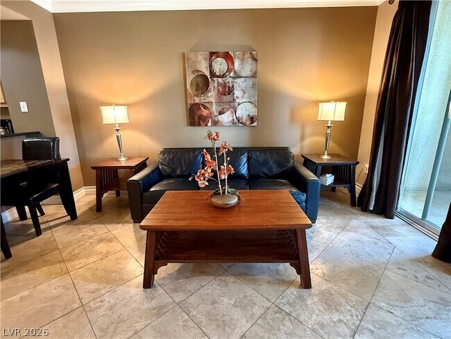 Building Photo - 210 E Flamingo Rd