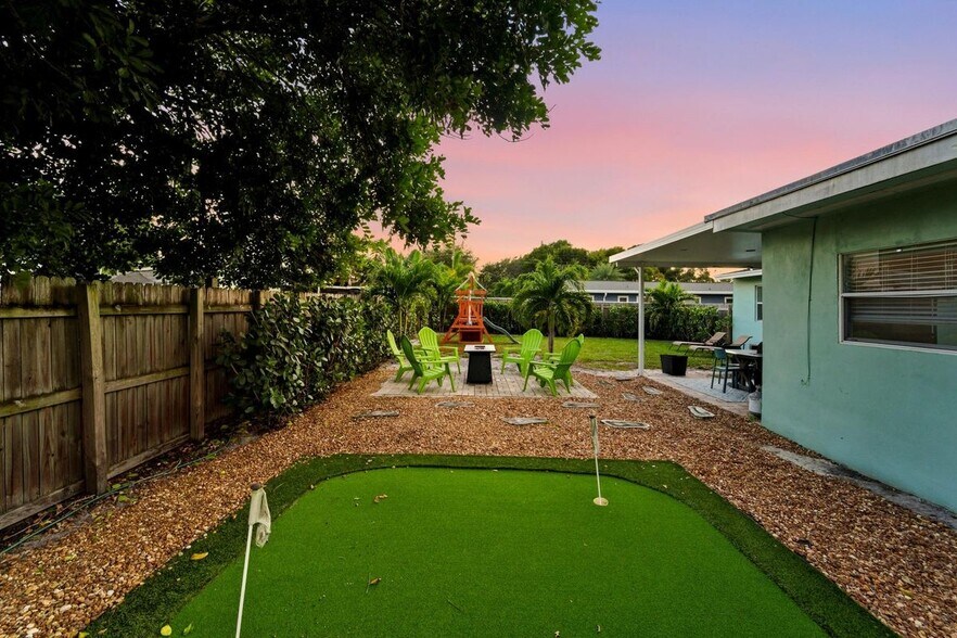 Building Photo - 1424 Willow Rd