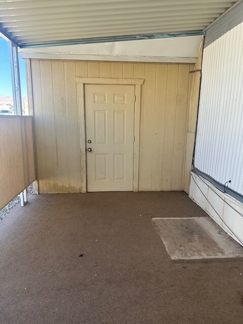 Building Photo - 2105 Hermosa Dr
