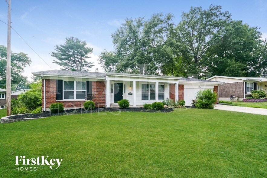Building Photo - 13825 Invicta Dr