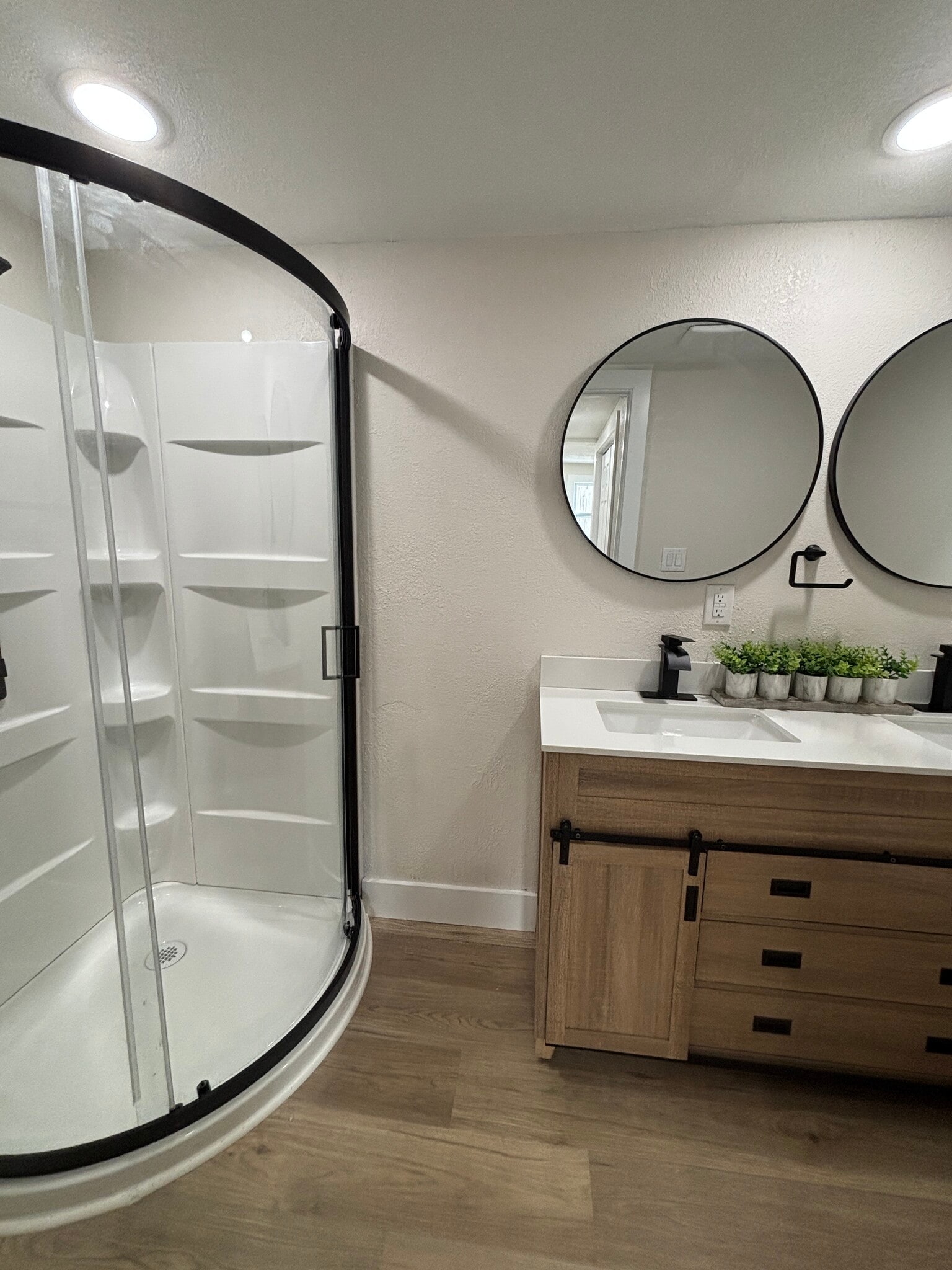 Building Photo - 613 N 2nd St