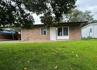 Building Photo - 1120 St Michael Dr
