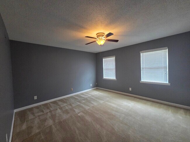 Building Photo - 2106 Harbert Ave