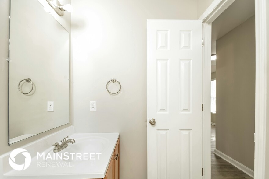 Building Photo - 152 Montesino Dr