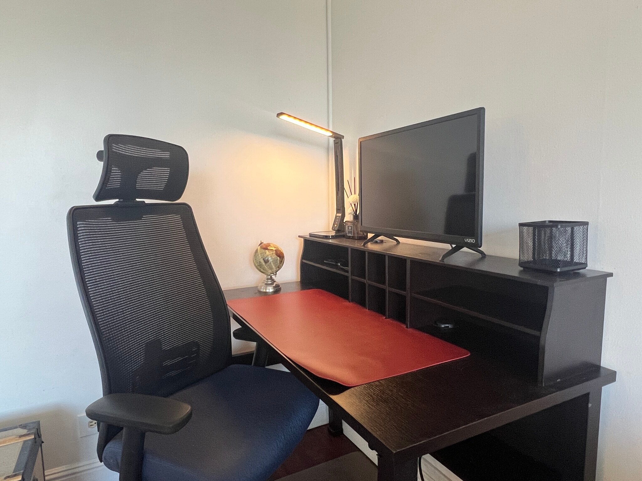 Comfortable Chair and Desk area - 2888 Ala Ilima St