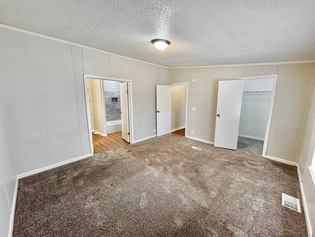 Building Photo - 4472 Cedar Ridge Ln