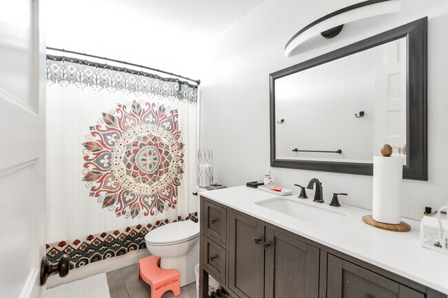 Building Photo - 73853 Playa Vista Dr