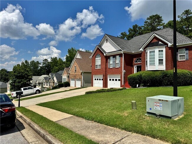 Building Photo - 3510 Palmer Lake Pointe