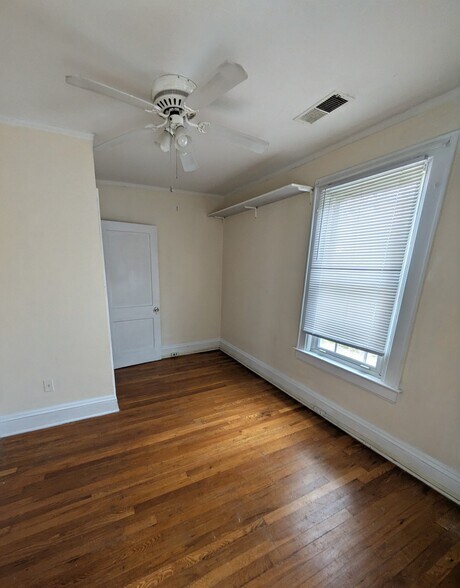 Building Photo - 808 Hunt Ave