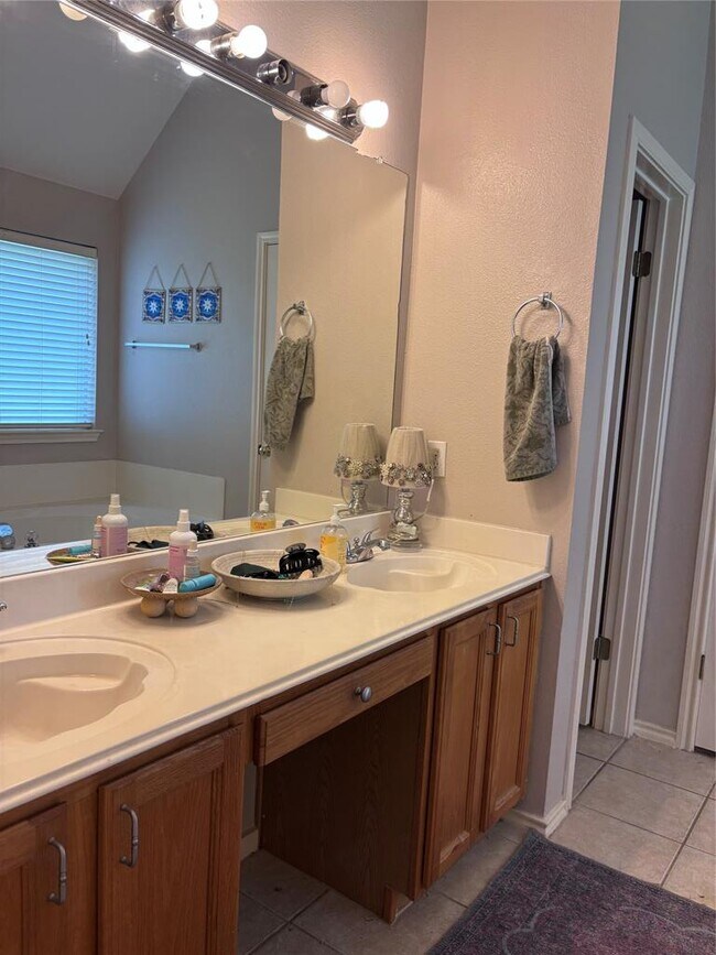 Building Photo - 14901 Sand Dollar Ct