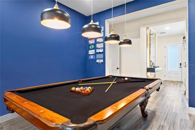 Building Photo - 11342 S Camden Commons Dr