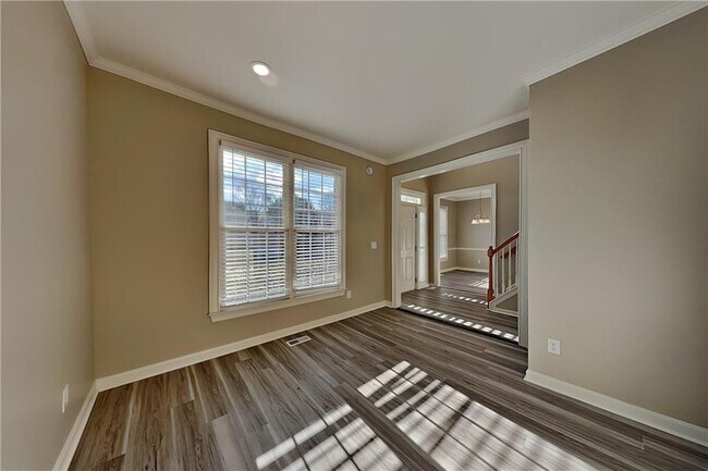 Building Photo - 149 Crestview Dr