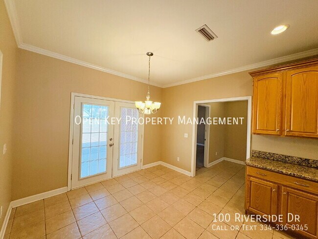 Building Photo - 100 Riverside Dr