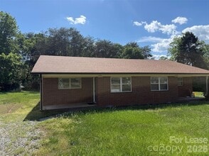 Building Photo - 1771 River Rd