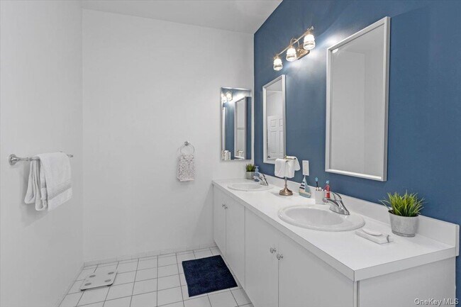 Building Photo - 35 Auden Ave