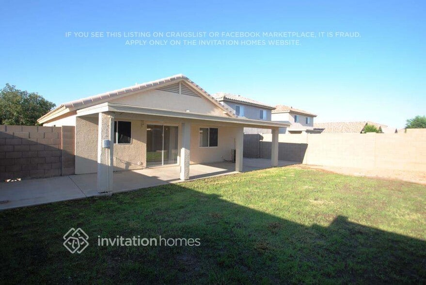 Building Photo - 12002 W Aster Dr
