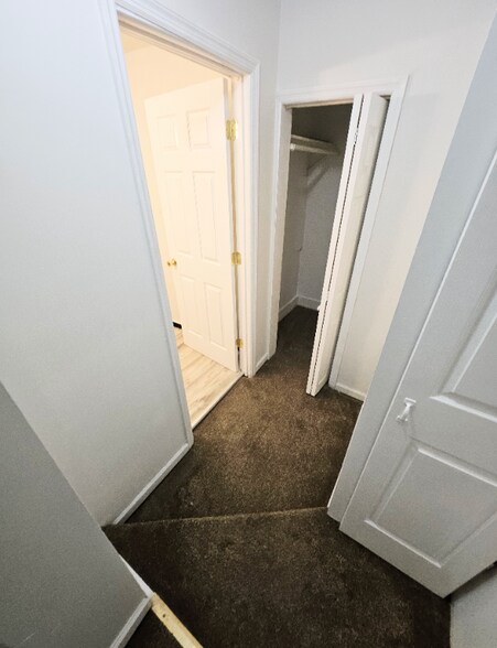 Building Photo - 142 Washington St