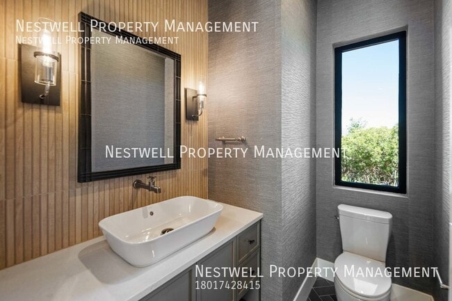 Building Photo - Brand New Luxury Home in Woodland Hills