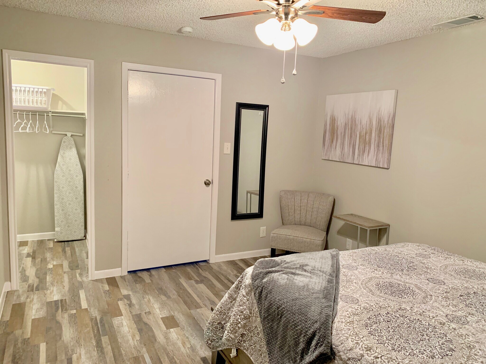 Bedroom - 6502 Cedarhill