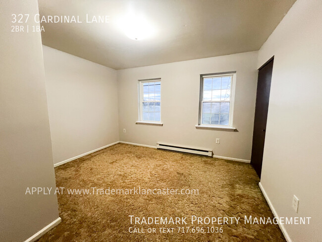 Building Photo - Spacious 2 Bedroom Town Home