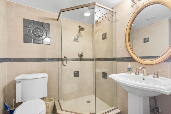 Building Photo - 3009 S Ocean Blvd