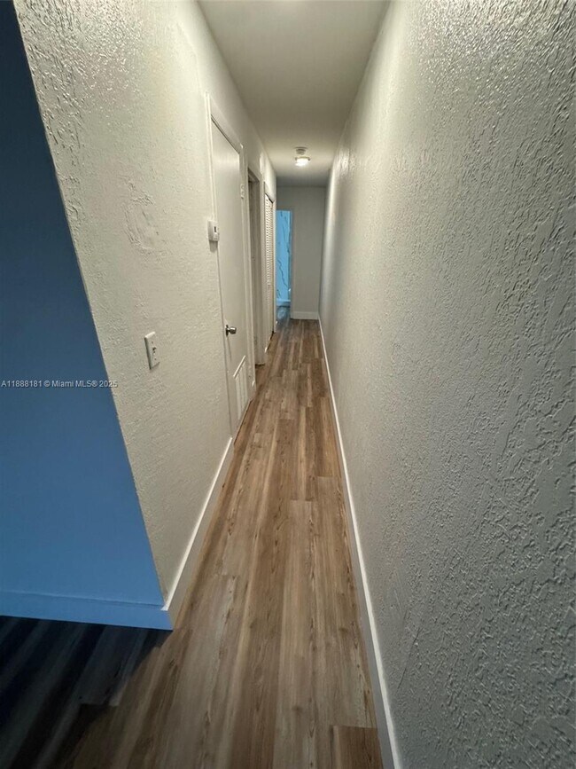 Building Photo - 7830 SW 10th St