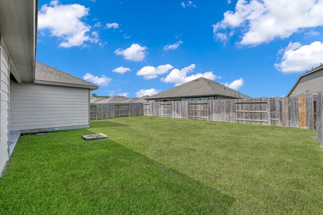 Building Photo - 19092 Sonora Chase Dr