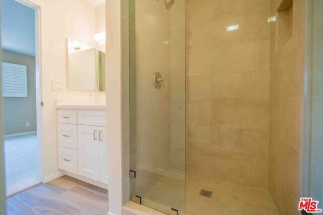 Building Photo - 11871 Idaho Ave