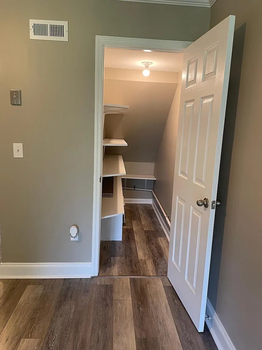 Building Photo - 1852 Mepkin Rd