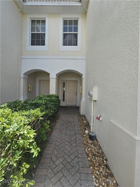 Building Photo - 763 Hampton Cir