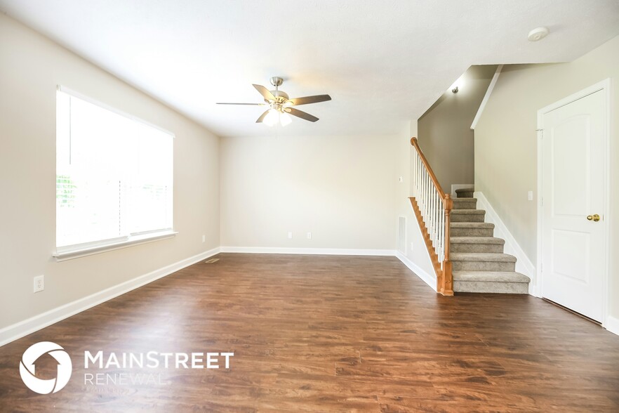 Building Photo - 654 Belgium Dr