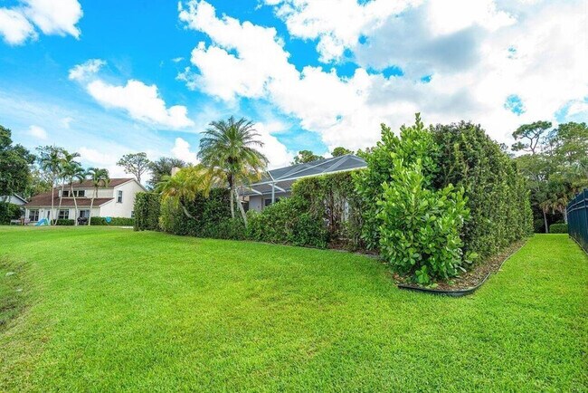 Building Photo - 3598 Woods Walk Blvd