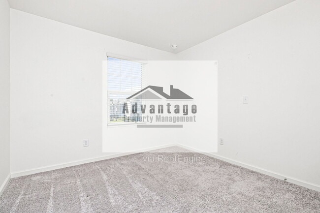 Building Photo - 132 Saginaw Ct