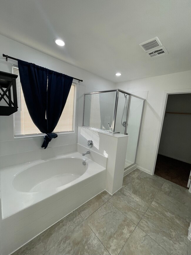 Building Photo - 243 Sweet Spot St