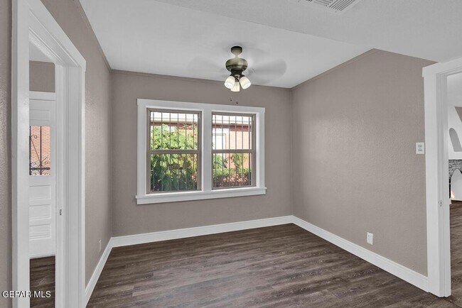 Building Photo - 3411 Altura Ave