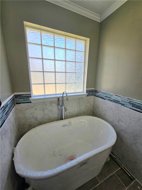 Building Photo - 1696 Central Park Loop