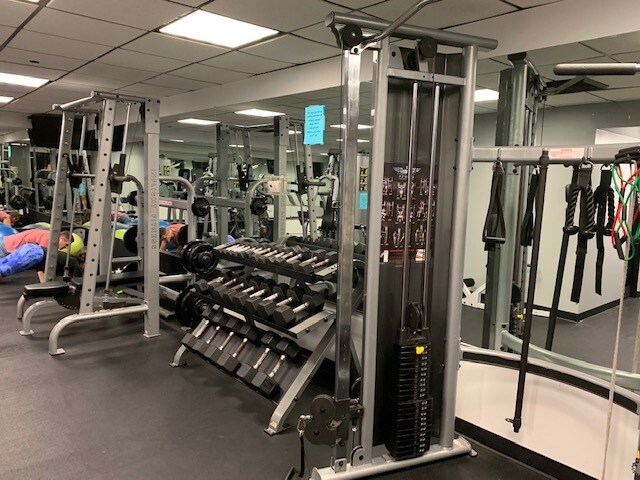 Fully equipped Fitness Center - 400 E Colonial Dr