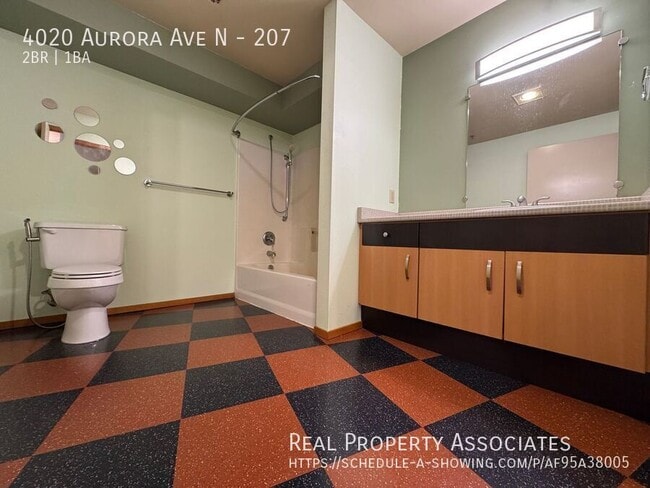 Building Photo - 4020 Aurora Ave N