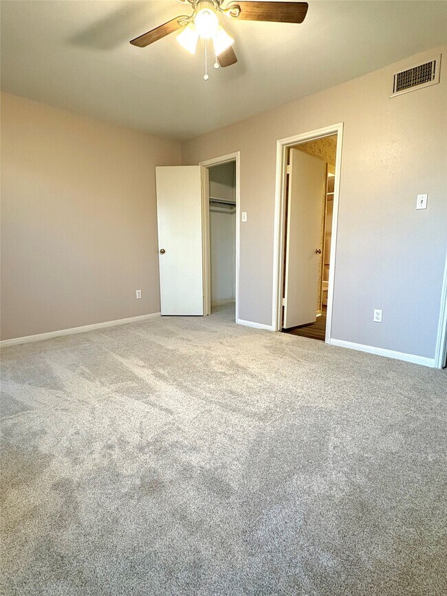 Building Photo - 14213 Lost Meadow Ln