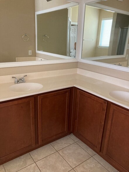 Building Photo - 3157 Rockwell Ln