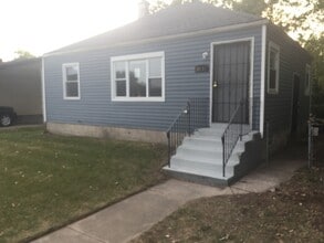 Building Photo - BEAUTIFUL HOME WITH PERFECT LOCATION!!