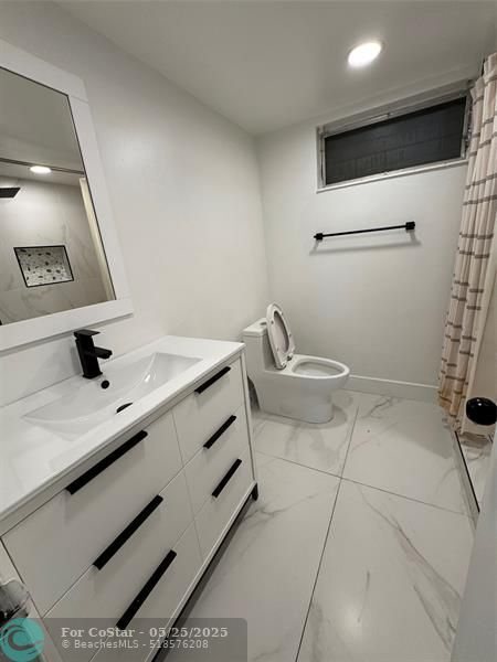 Building Photo - 4100 N 58th Ave