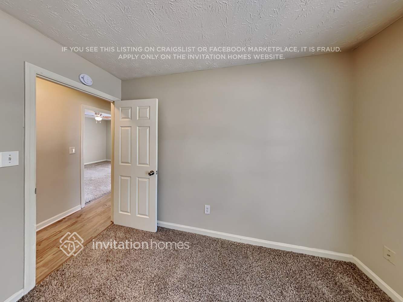 Building Photo - 2978 Rapids Dr