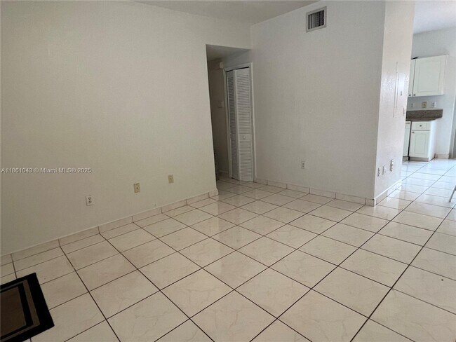 Building Photo - 7231 NW 174th Terrace