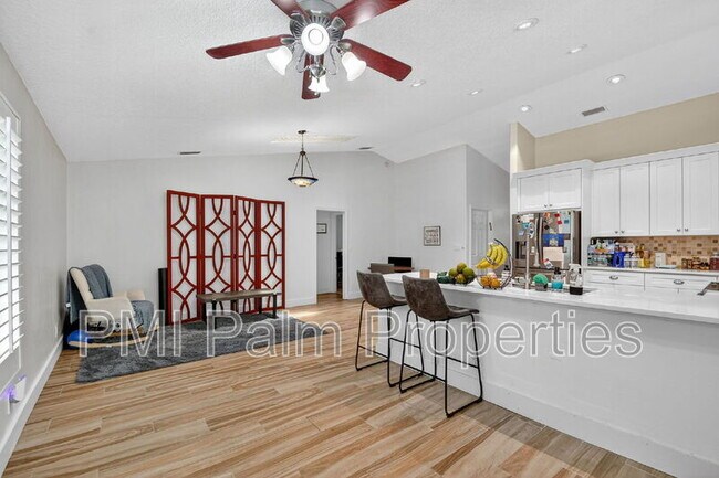 Building Photo - 2700 Yarmouth Dr