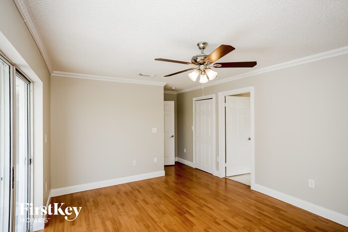 Building Photo - 17020 SW 145th Ct