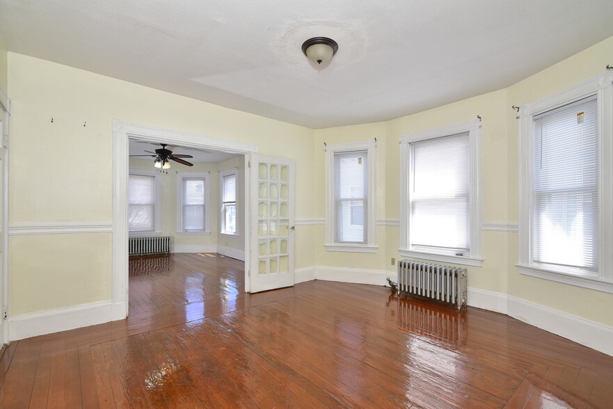 Building Photo - 63 Stanton St