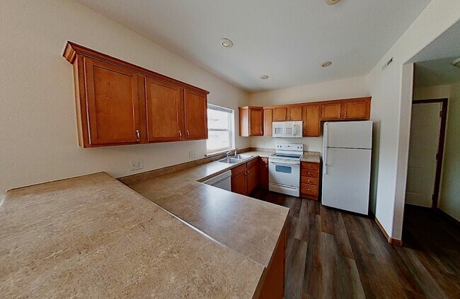 Building Photo - 514 Olive St